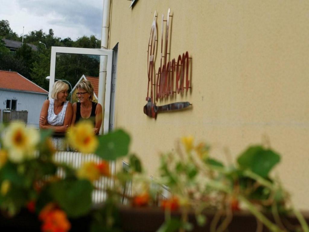 Hostel Roddaren Strömstad Exterior foto