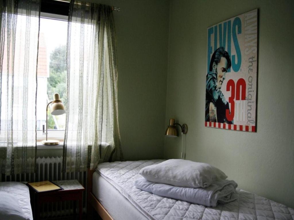 Hostel Roddaren Strömstad Zimmer foto